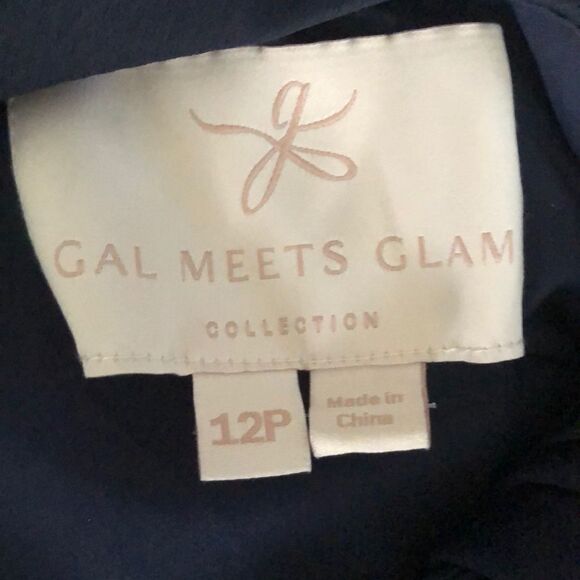 Gal Meets Glam Noelle Twist Neck Satin Dress - Picture 10 of 11